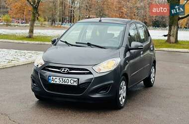 Хэтчбек Hyundai i10 2013 в Нетешине