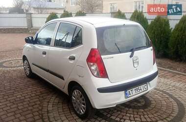 Хэтчбек Hyundai i10 2009 в Калуше