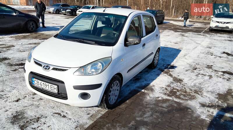 Хетчбек Hyundai i10 2008 в Чернігові