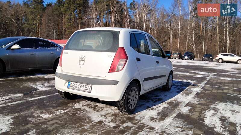 Хетчбек Hyundai i10 2008 в Чернігові