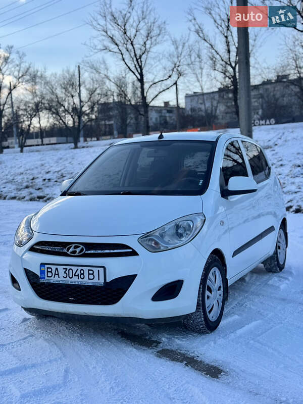 Хэтчбек Hyundai i10 2013 в Кропивницком