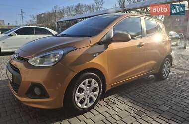 Хэтчбек Hyundai i10 2015 в Одессе