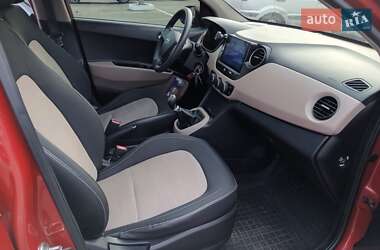 Хэтчбек Hyundai i10 2014 в 