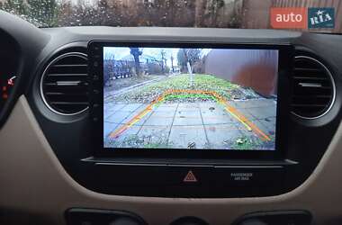 Хэтчбек Hyundai i10 2014 в 