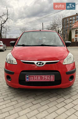 Хэтчбек Hyundai i10 2009 в Черновцах