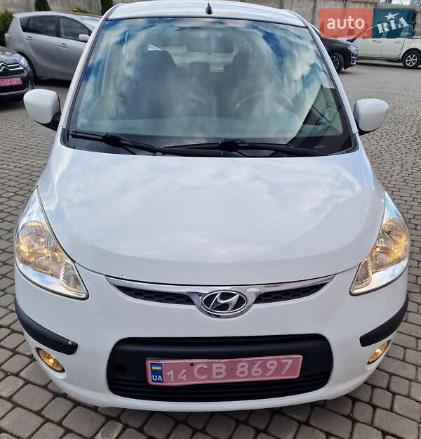 Хэтчбек Hyundai i10 2009 в Львове