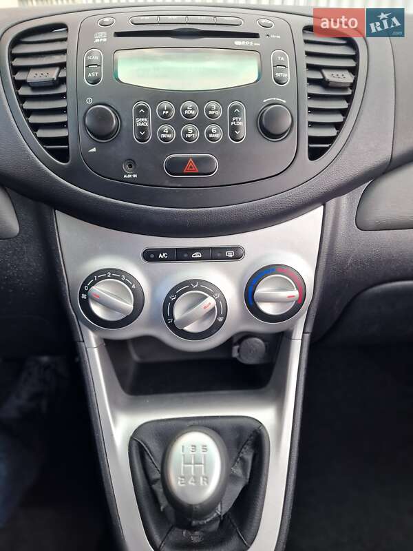Хэтчбек Hyundai i10 2009 в Львове