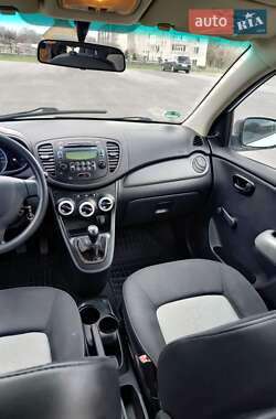 Хэтчбек Hyundai i10 2009 в 