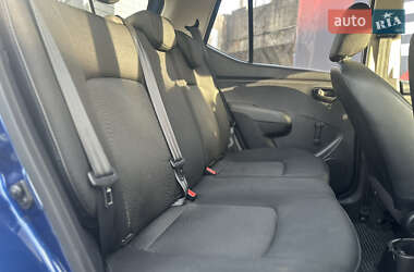 Хетчбек Hyundai i10 2013 в 