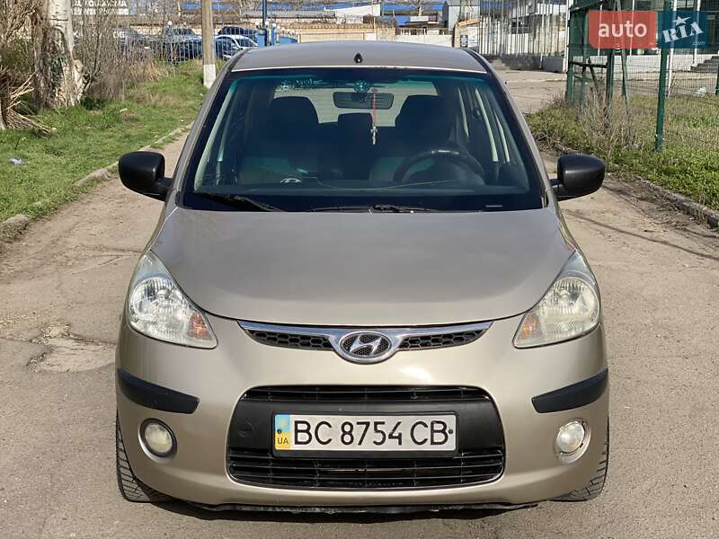 Хэтчбек Hyundai i10 2008 в Николаеве