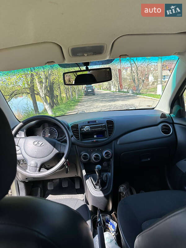 Хетчбек Hyundai i10 2013 в Києві