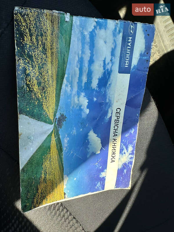 Хетчбек Hyundai i10 2013 в Києві