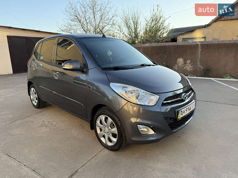 Hyundai i10 2012