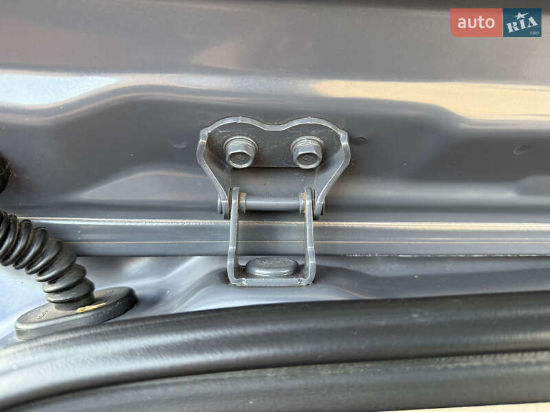 Хэтчбек Hyundai i10 2012 в Одессе