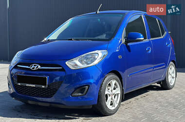Хэтчбек Hyundai i10 2011 в Днепре