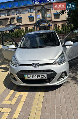 Хетчбек Hyundai i10 2014 в Києві