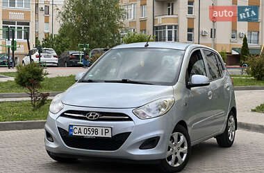 Хетчбек Hyundai i10 2012 в Чернівцях