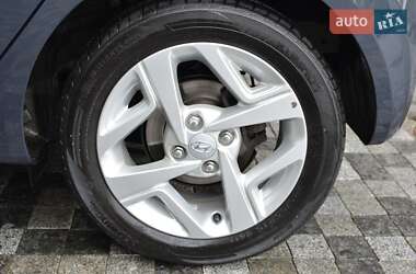 Хетчбек Hyundai i10 2021 в 