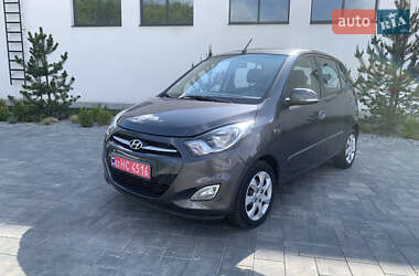 Хетчбек Hyundai i10 2011 в Луцьку