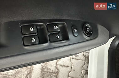 Хэтчбек Hyundai i10 2011 в 