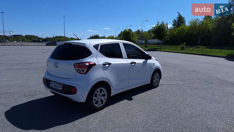 Хэтчбек Hyundai i10 2017 в Львове