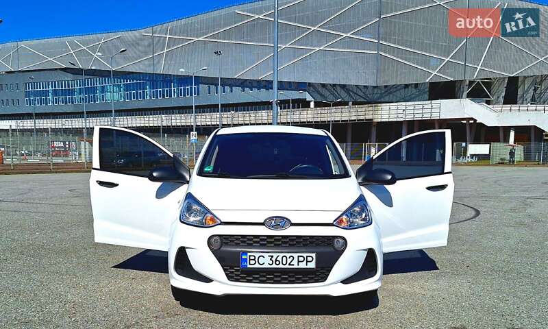 Хэтчбек Hyundai i10 2017 в Львове
