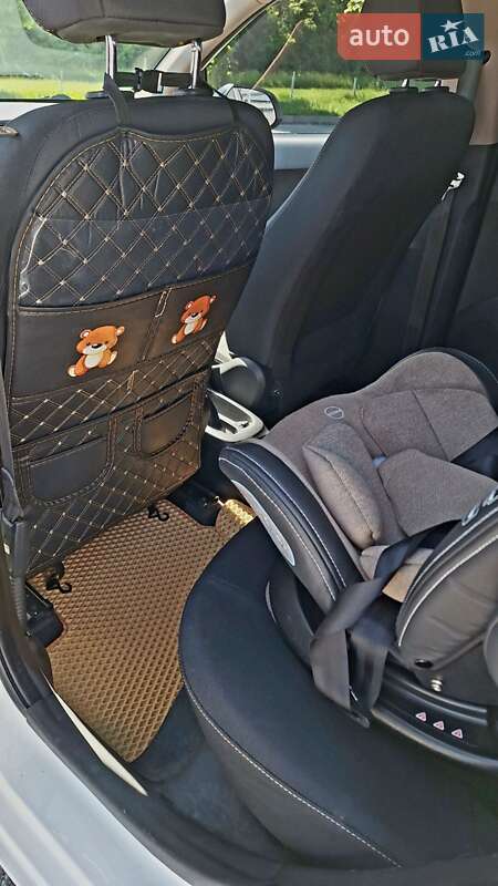 Хэтчбек Hyundai i10 2017 в Львове