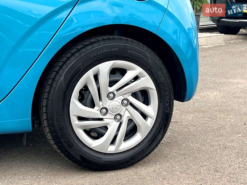 Хетчбек Hyundai i10 2023 в Києві