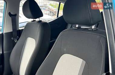 Хэтчбек Hyundai i10 2023 в 