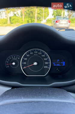 Хетчбек Hyundai i10 2013 в Броварах