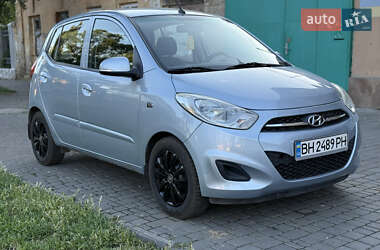 Хэтчбек Hyundai i10 2011 в 