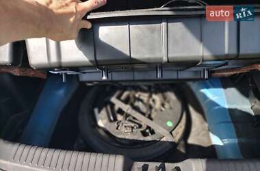Хэтчбек Hyundai i10 2010 в 