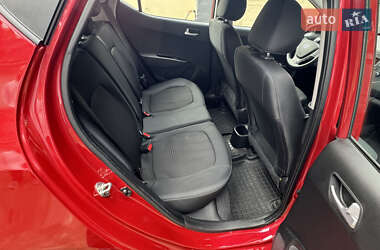 Хэтчбек Hyundai i10 2019 в 