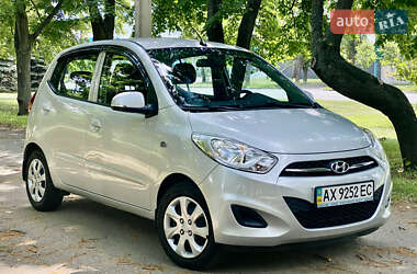 Хетчбек Hyundai i10 2013 в Харкові
