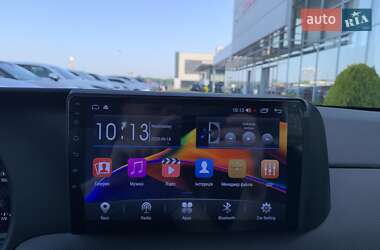 Хэтчбек Hyundai i10 2020 в 