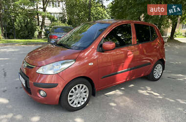 Хэтчбек Hyundai i10 2009 в Киеве