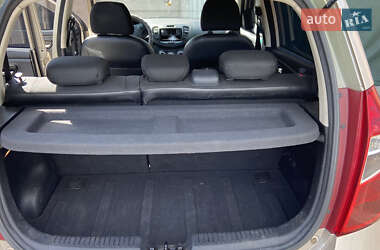 Хэтчбек Hyundai i10 2011 в 