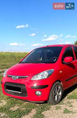Хэтчбек Hyundai i10 2008 в Валках
