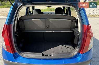 Хэтчбек Hyundai i10 2010 в 