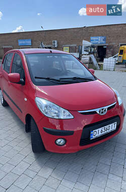 Хетчбек Hyundai i10 2008 в 