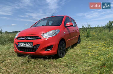 Хэтчбек Hyundai i10 2011 в Малине