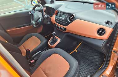 Хэтчбек Hyundai i10 2014 в 