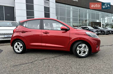 Хэтчбек Hyundai i10 2021 в 