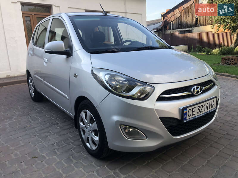 Хэтчбек Hyundai i10 2013 в Черновцах