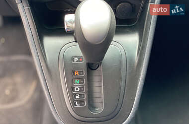 Хэтчбек Hyundai i10 2008 в 
