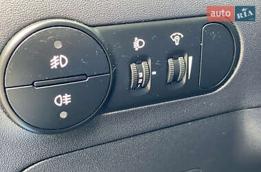 Хэтчбек Hyundai i10 2008 в 