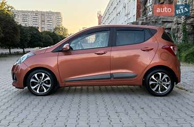 Хэтчбек Hyundai i10 2014 в 