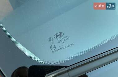 Хэтчбек Hyundai i10 2014 в 