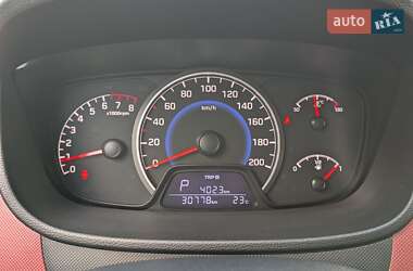 Хэтчбек Hyundai i10 2018 в 