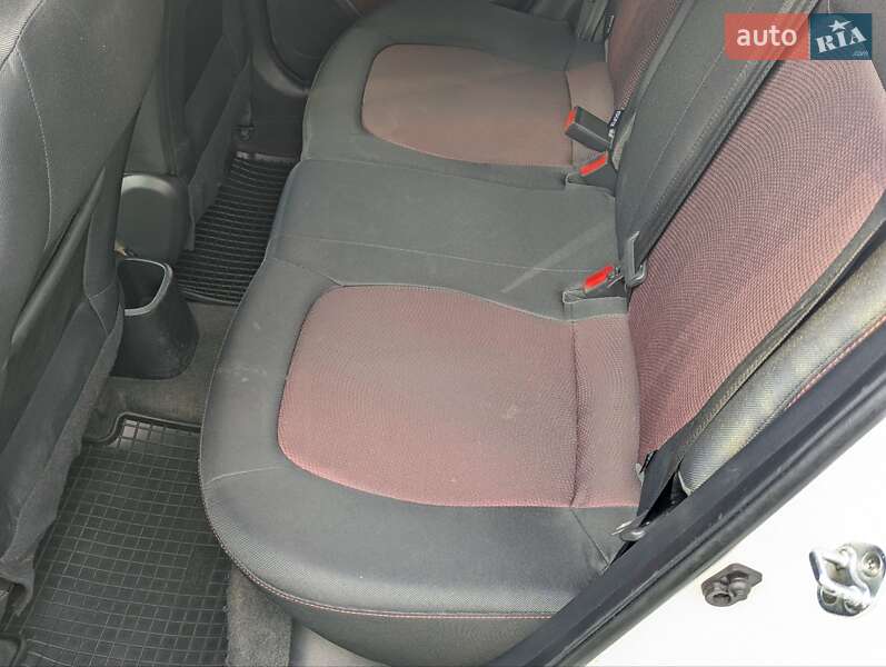 Хэтчбек Hyundai i10 2018 в Харькове